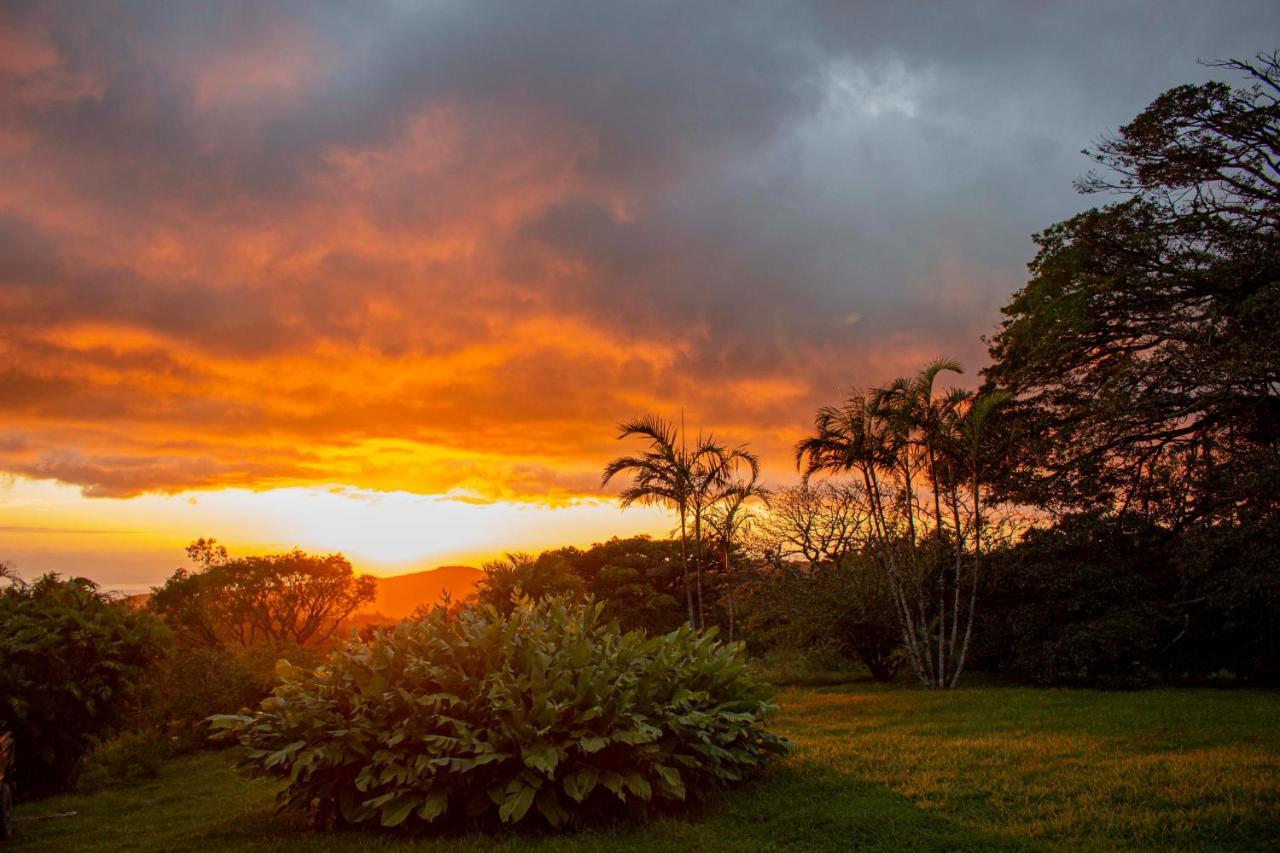 Sunset Monteverde ภายนอก รูปภาพ